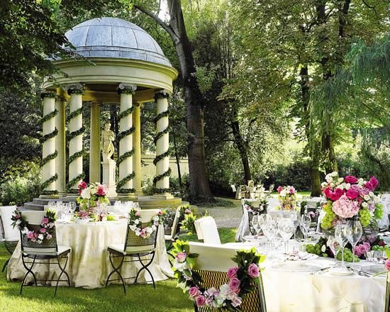 destination wedding