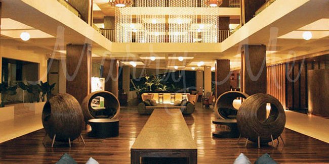 Lobby-Holiday-Inn-thailand