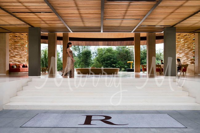 Lobby-Renissance-Phuket-thailand
